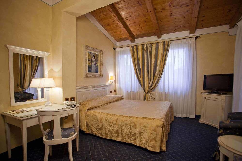 Hotel Porta San Mamolo Болонья Екстер'єр фото